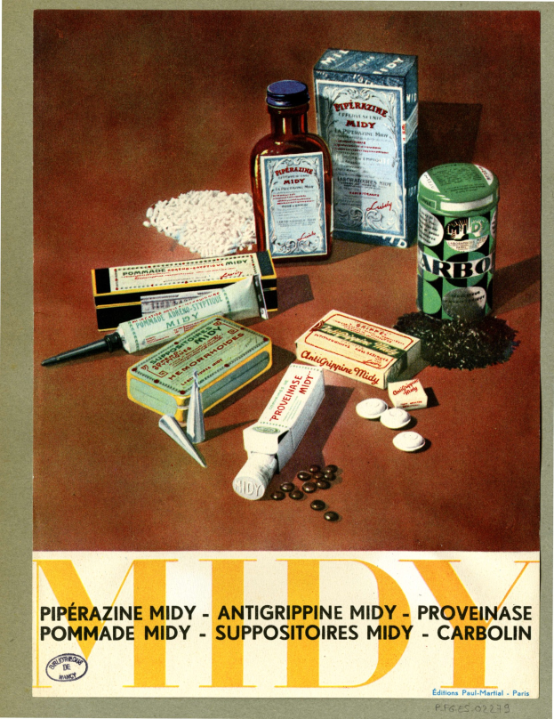 Ein Plakat, das verschiedene Medikamente wie Flaschen und Schachteln zeigt, die auf einem Tisch angeordnet sind, mit Text unten, der "Piperazine Midy - Antigripine Midy Provence" lautet.