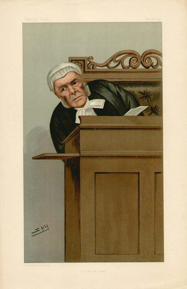 Alter Mann in schwarzer Robe und weißem Hut, der an einem hölzernen Pult sitzt und aus einem Buch mit dem Titel "Ein Richter" liest.