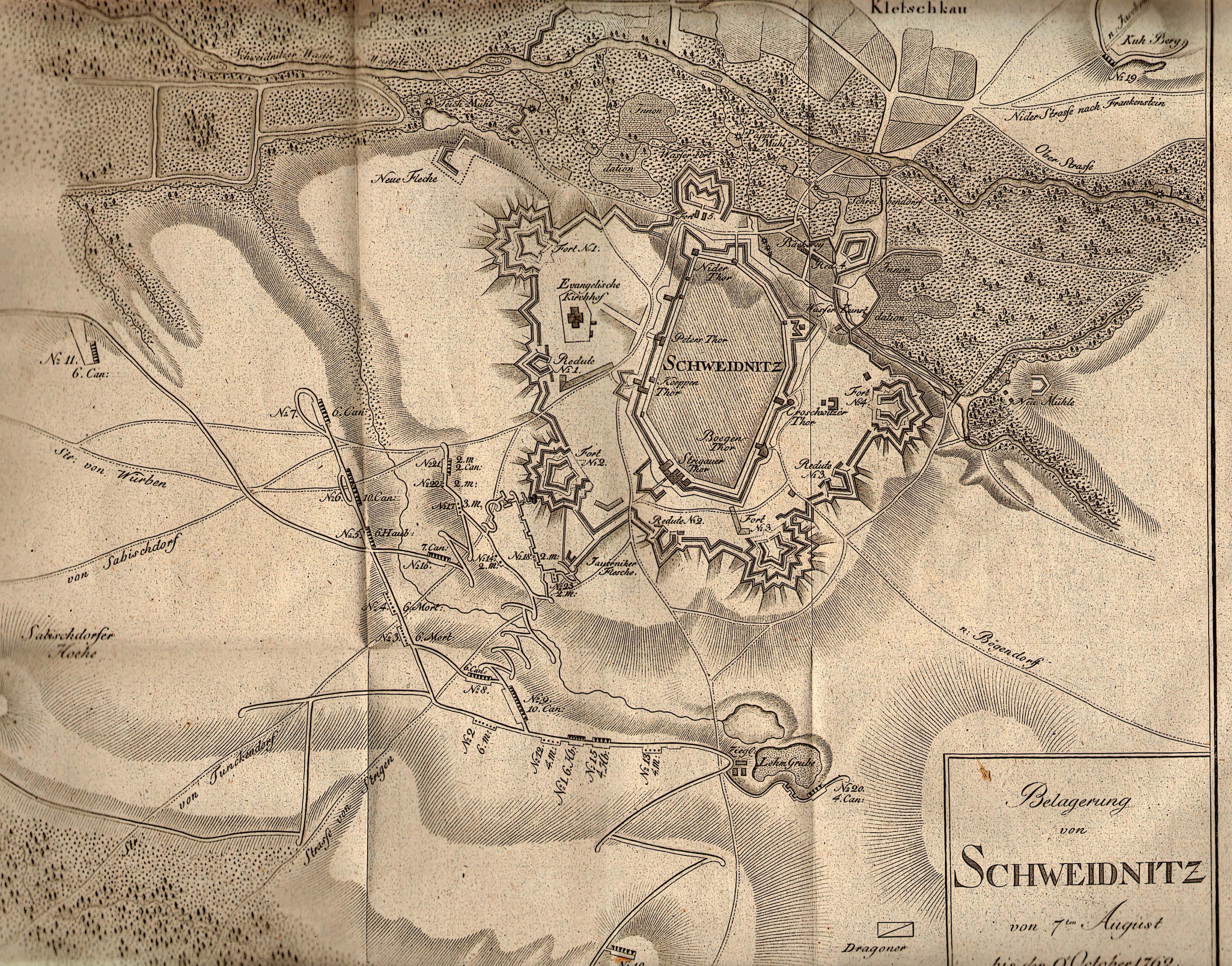 Detailierte alte Karte von Schweidnitz, Deutschland, zeigt Straßen, Gebäude und Sehenswürdigkeiten mit Texten, die Bevölkerung, Geschichte und kulturelle Informationen bereitstellen.