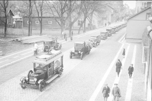 Umfrage: Auto bleibt beliebtestes Verkehrsmittel